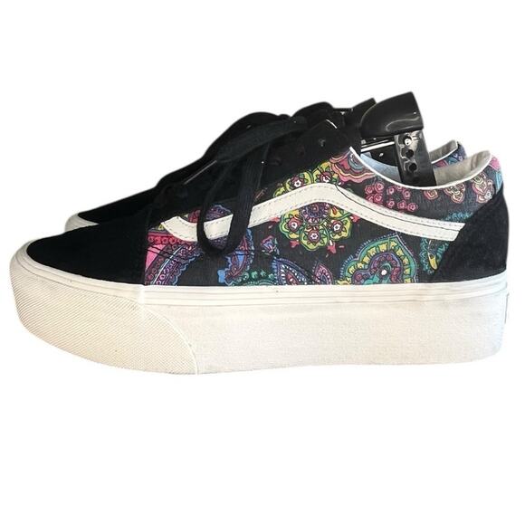 Vans Shoes - ***SOLD*** VANS Old Skool VN0A7Q5MBLK Canvas Floral Athletic Sneaker Size 9